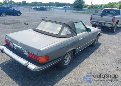 1983 Mercedes-Benz 380 Sl z USA, uszkodzony, nr VIN WDBBA45AXDB021770